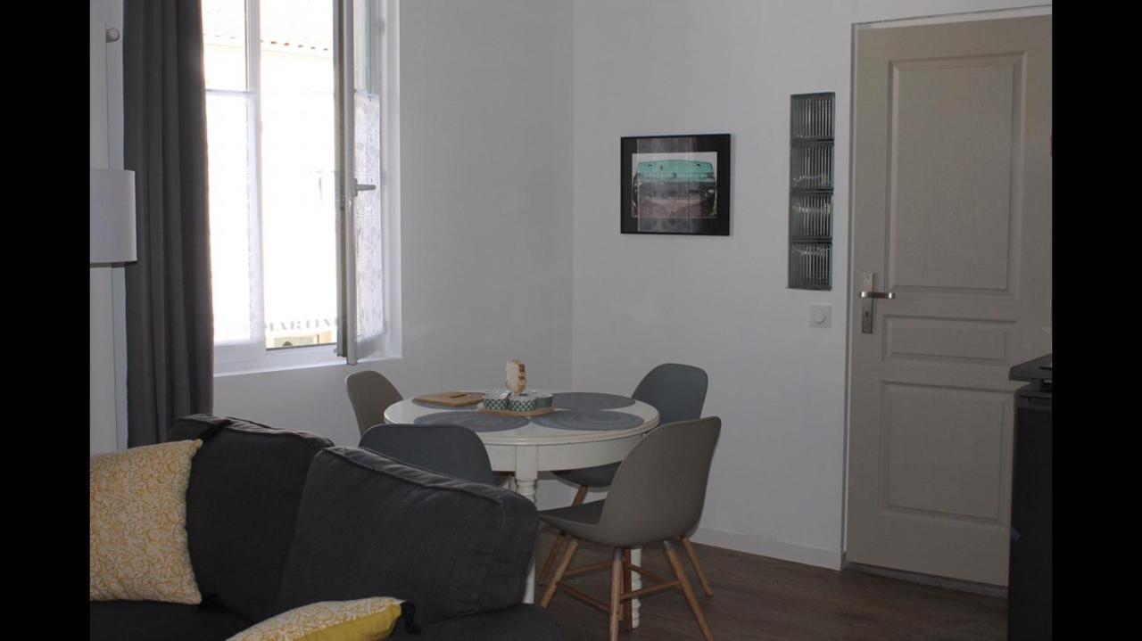Residence Pasteur - Flyer 罗什福尔 外观 照片